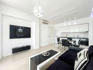 Shoreline Apartment - 9