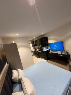 Studio Apartment in the Heart of Accra - 1