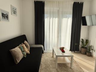 Heni Apartments - 9