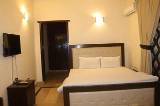 New Pak Guest House - 5