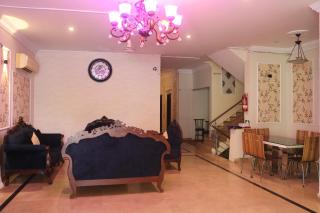 Rest hub residency - 3