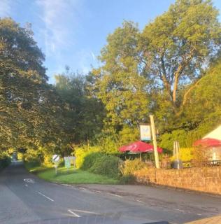 Luxury Peak District Stone Barn With Horses - Dog Friendly - Near Chatsworth, Bakewell, Alton Towers - 2