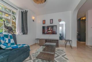 C4- 1 Bedroom Apartment in Westlands Ojijo Road Near Broadwalk Mall, Parklands Sports Club and Nairobi National Museum - 4