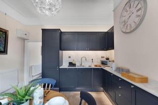 Seven Space - 1-Bedroom Patio Haven - Norwich - 8