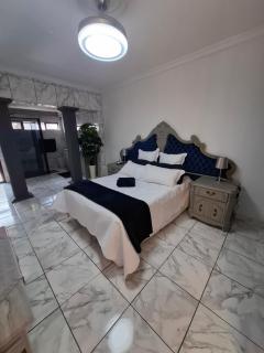 Villa Caramia Guest Lodge - 7