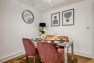 BnBNova - Holborn & Central London with Patio - 8