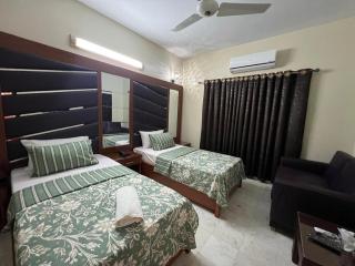 Hotel White Palace Clifton - 1