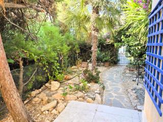 Paphos Paradise, beautiful cosy apartment, 200Mbps - 1