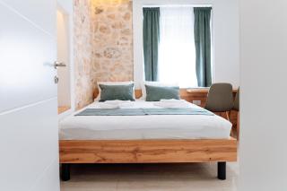 Guesthouse Papac Apartments - 1