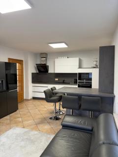 Moderne Monteurwohnung mit Terrasse "Am Teichberg" - 1