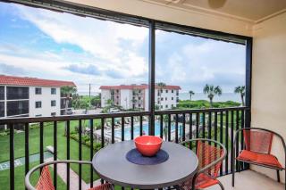 Island oasis - Beachfront condo on Sanibel Island - Sandalfoot 2C3 - 0