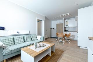 Lakeside Bliss - Cozy Retreat Just 500m from the Baltic Sea - 4