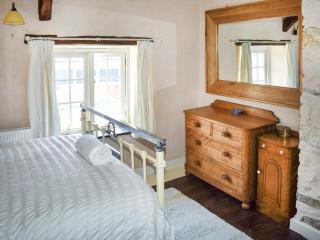 Primrose Cottage - 1