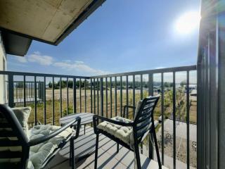 Lakeside Bliss - Cozy Retreat Just 500m from the Baltic Sea - 9