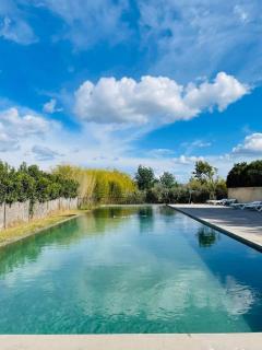Très joli studio prôche Lourmarin - 0