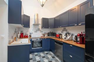 Charming House in the Heart of Senlis Design & Comfort - 7