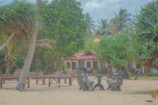 Blue Water Paradise Akurala - 9