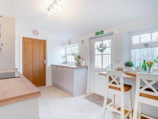 Nook Cottage - 3