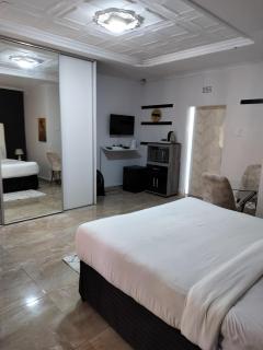 Apartments 3mins From US Embassy - 5