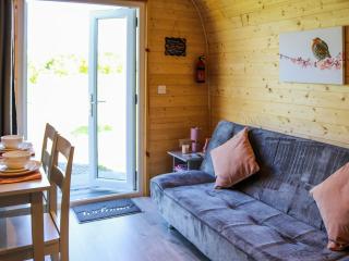 Cuddfan - Uk49673 - 9