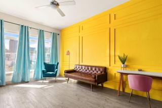 Pool, King Bed, Free Parking | Prime Location - 2