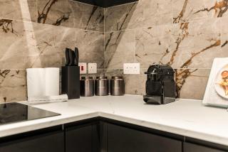 Contemporary Mews Home - 3
