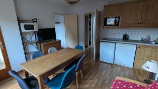 Appartement 3 pieces 6 personnes, 2 chambres, avec piscine l'été et au pied des pistes l'hiver - 7