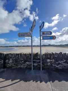 2 Cois Farraige - 5