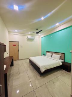 Hotel Sarang Executive - 5