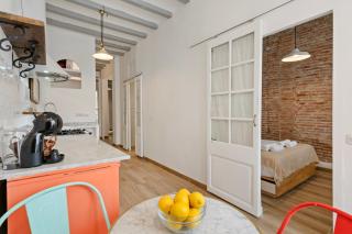 Pet-Friendly Monthly 1BR in Central BCN - 7