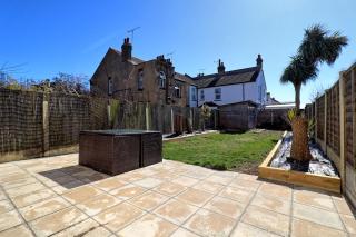 Southend Large 4 Bed Contractors and Families Welcome Sleeps 8 Free Parking - Southend-on-Sea - 9