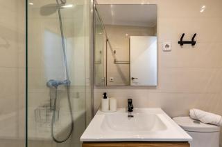 Townhouse near Plaza Castilla - Sahagún Apartment - 2