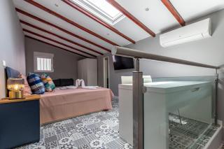 Townhouse near Plaza Castilla - Sahagún Apartment - 5