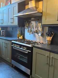 Stylish, Spacious City Hideaway - Sleeps up to 9 - 5