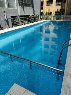 Alto Suites 14th Floor 2B with Pool, Gym and King Bed in Lavington - 8