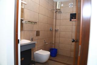 Serene Peak Resort - 2