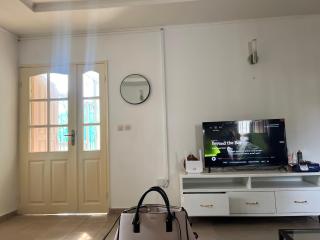 YEL Home - 8