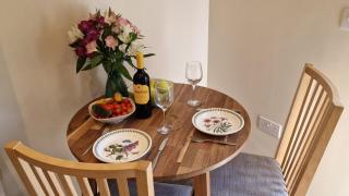 Cosy Bolt-hole escape for 2 in stunning valley - 7