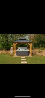 La Pierre dorée - Love Room - Jacuzzi privatif - 2