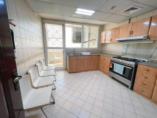 Spacious 3BR Stunning Lake Views - 3