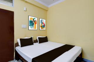 Hotel O New Star Lodge - 2