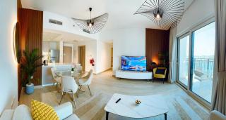 Modern 2BR Apartment, 4beds - Yas Island, in front of Sea World - 0