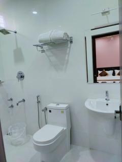 NEW MOUNT RESIDENCY - 7
