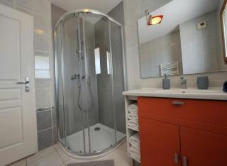 Au cœur de St Jorioz, spacieux appartement avec terrasse et vue montagne. - 3