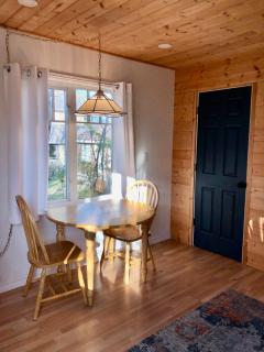 Sunshine Bungalow - 3