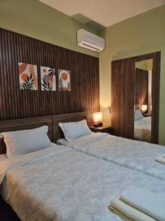 Guesthouse Amarela - 0