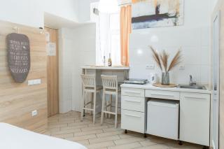 SMART APARTMENTS З РЕМОНТОМ ДЕШЕВО В ЦЕНТРІ пл Теодора 5 - 6
