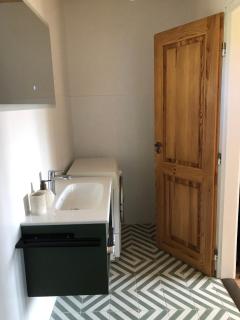 The Bohó Vándor Guesthouse - 2