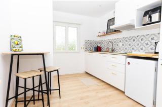 Luxurious studio with Sauna, Video projector, Garden - 9