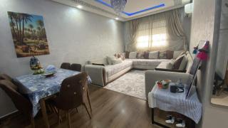 Lovely Cozy Apartment, Fast WiFi, Workspace Ready - 6